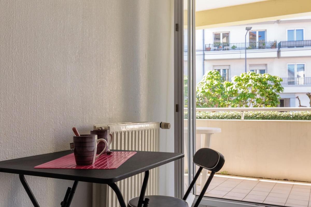 Appartement Comfortable Close To And Center